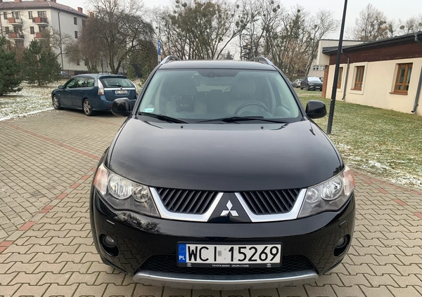 Mitsubishi Outlander cena 24000 przebieg: 273000, rok produkcji 2008 z Ciechanów małe 277